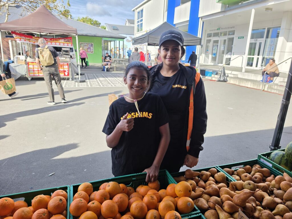 PHOTO-2026-04-04-17-53-56 svg+xml;charset=utf