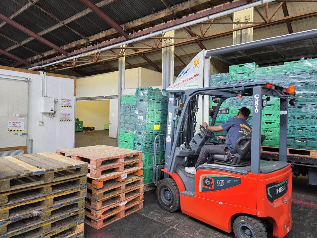 PHOTO-2026-04-04-17-53-57 (2) svg+xml;charset=utf